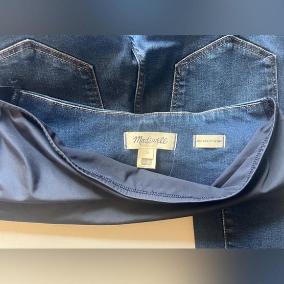 2 madewell Maternity Skinny black and blue jeans - Picture 16 of 16